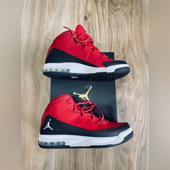 Air Jordan 12 Retro BG 807718-601 Size 7 Y EUC - Picture 7 of 8